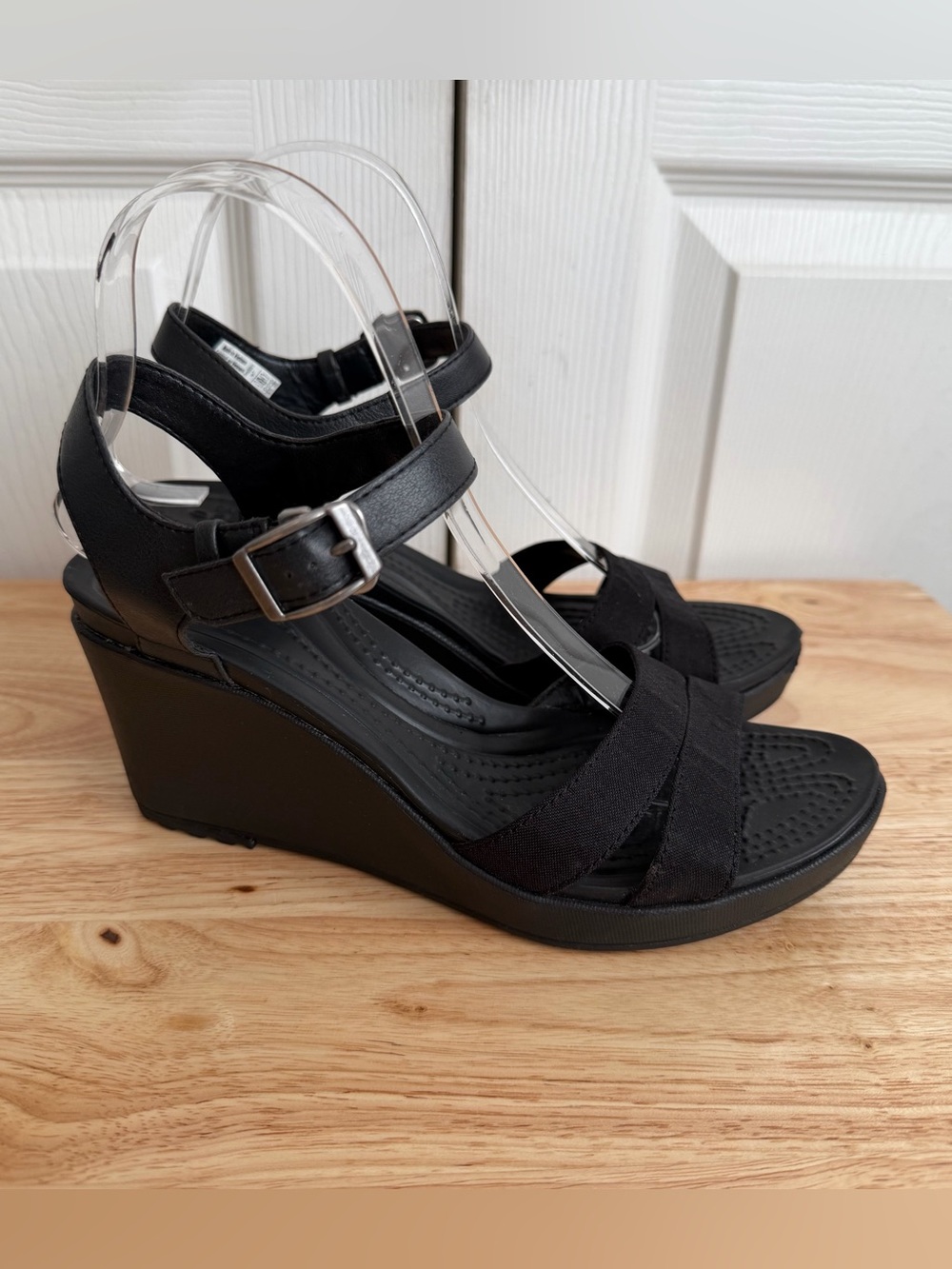 Crocs Leigh II Wedges Black Canvas Ankle Strap Sandals Y2K Minimalist Chic W7 - Picture 4 of 12